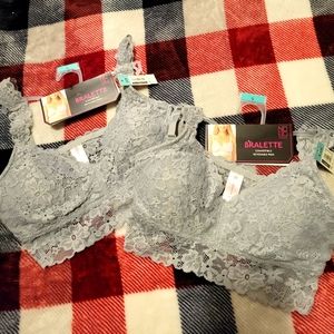 2 pack lady's lace bras